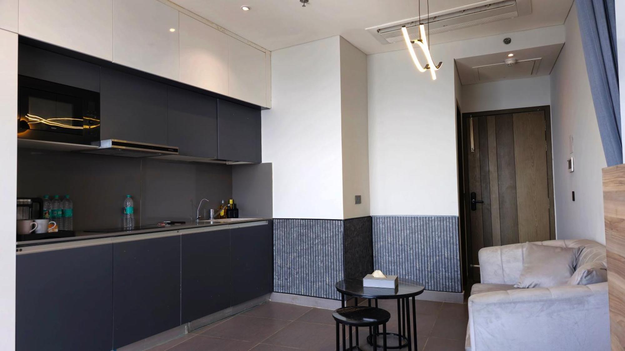 Hotel The Luxe Living à Noida Extérieur photo